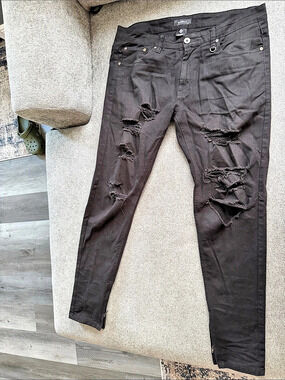 Kayden K Distressed Skinny Jeans in Black Size Small